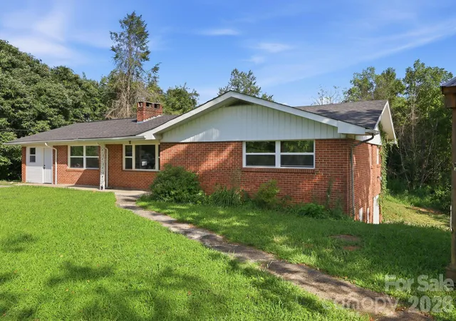 Photo 3 of Single family home for sale at 1496 Jenkins Valley Rd, Alexander, NC 28701 | MLS# 4435667 | Listing updated on 2026-10-19