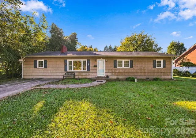 Single family home for sale at 640 Diamondhead Dr, Lenoir, NC 28645 | MLS# 4435699