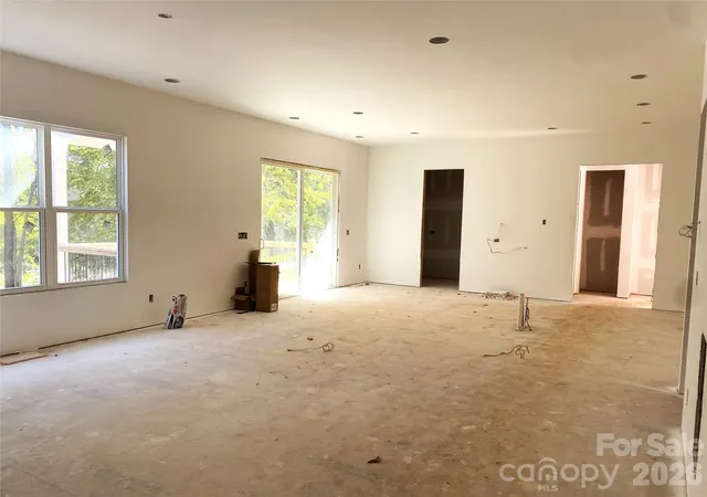 Photo 3 of Single family home for sale at 103 Cody Ct, Troutman, NC 28166 | MLS# 4435701 | Listing updated on 2026-10-20
