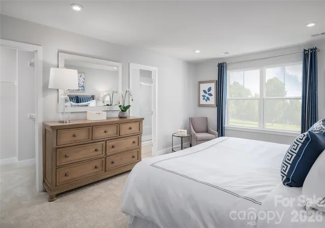 Photo 4 of Townhouse for sale at 10505 Catawba Run Rd, Charlotte, NC 28278 | MLS# 4435702 | Listing updated on 2026-10-26