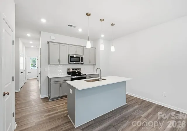 Photo 2 of Townhouse for sale at 4614 Lakeview Rd #2, Charlotte, NC 28216 | MLS# 4435709 | Listing updated on 2026-10-25