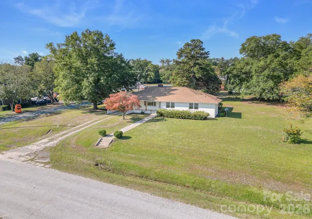 Photo 1 of Single family home for sale at 212 S Sycamore St, Pageland, SC 29728 | MLS# 4435734 | Listing updated on 2026-10-20