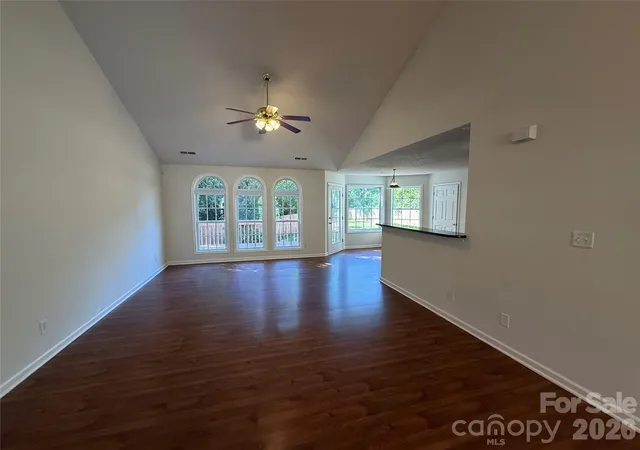 Photo 1 of Sale Pending at 4315 Enoch Dr, Charlotte, NC 28269 | MLS# 4435738 | Listing updated on 2026-10-29