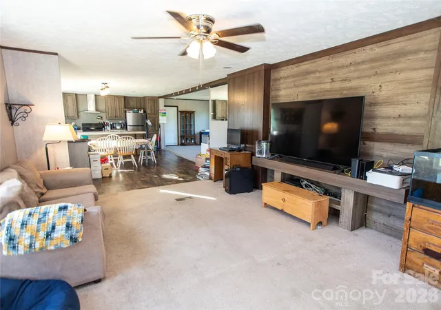 Photo 2 of Single family home for sale at 104 Waynes Pl, Kings Mountain, NC 28086 | MLS# 4435813 | Listing updated on 2026-10-28