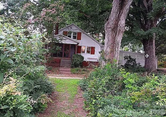 Photo 2 of Single family home for sale at 4831 Sulphur Springs Rd NE, Hickory, NC 28601 | MLS# 4435820 | Listing updated on 2026-10-19