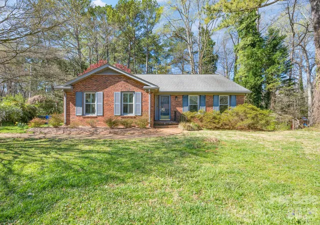 Photo 1 of Single family home for sale at 2123 Poinsett Dr, Rock Hill, SC 29732 | MLS# 4435824 | Listing updated on 2026-10-21