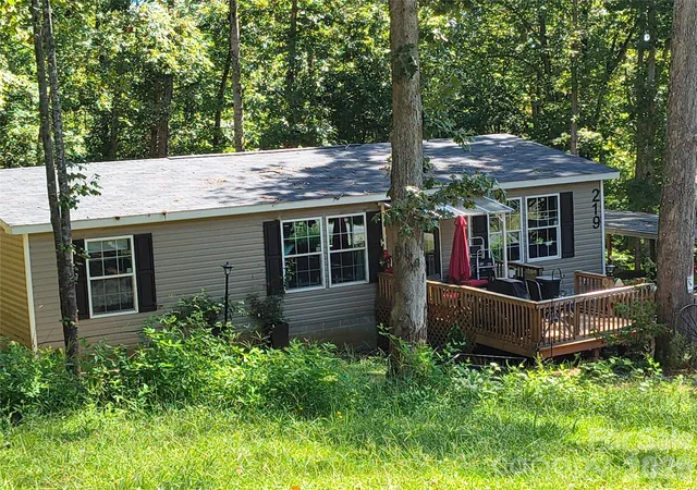 Photo 1 of Single family home for sale at 219 Hidden Brk Dr, Statesville, NC 28677 | MLS# 4435850 | Listing updated on 2026-10-20