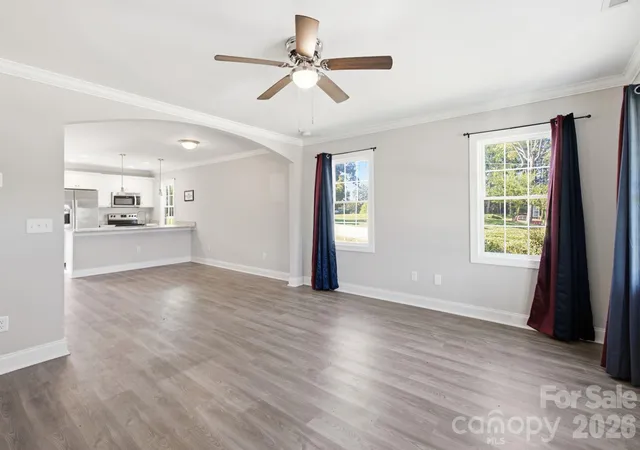 Photo 3 of Single family home for sale at 2509 Snow Crk Rd NE, Hickory, NC 28601 | MLS# 4435854 | Listing updated on 2026-10-27