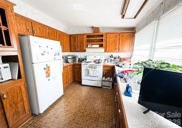 Photo 3 of Single family home for sale at 4103 Pebblebrook Cir SW, Concord, NC 28027 | MLS# 4435899 | Listing updated on 2026-10-28
