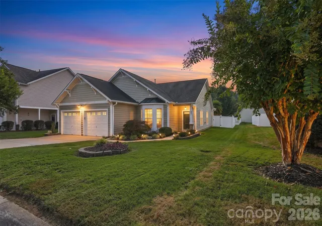 Photo 3 of Single family home for sale at 608 Goldflower Dr, Rock Hill, SC 29732 | MLS# 4435913 | Listing updated on 2026-10-23