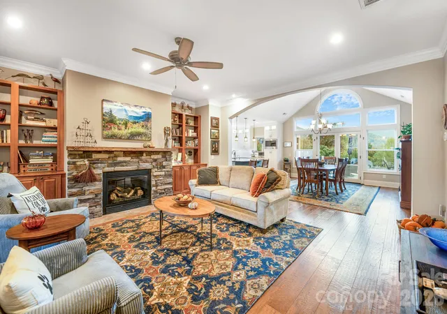 Photo 4 of Single family home for sale at 28 Penley Park Dr, Weaverville, NC 28787 | MLS# 4435924 | Listing updated on 2026-10-29
