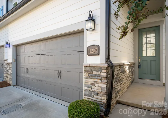 Photo 1 of Townhouse for sale at 11207 Cobb Crk Ct, Charlotte, NC 28277 | MLS# 4435942 | Listing updated on 2026-10-30