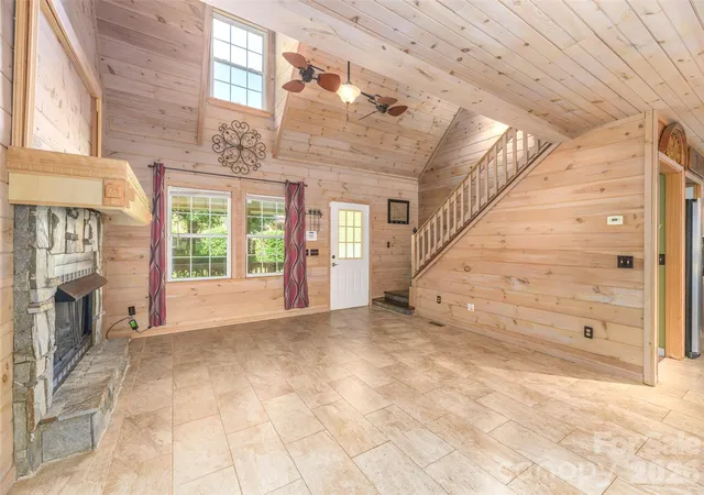 Photo 4 of Single family home for sale at 99 Cripple Crk Rd, Waynesville, NC 28785 | MLS# 4435944 | Listing updated on 2026-10-20