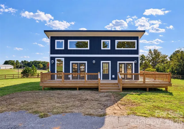 Photo 1 of Single family home for sale at 430-1 Sandy Run Church Rd, Mooresboro, NC 28114 | MLS# 4435945 | Listing updated on 2026-10-25