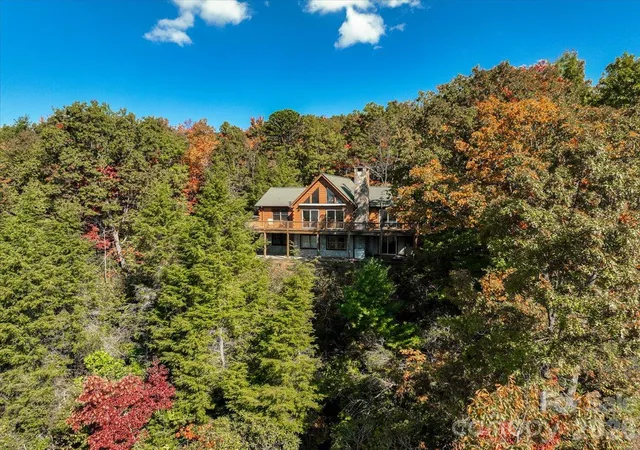 Photo 2 of Single family home for sale at 807 Pine Tree Rd, Spruce Pine, NC 28777 | MLS# 4435959 | Listing updated on 2026-10-20