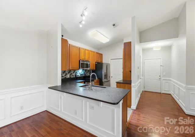 Photo 3 of Condo for sale at 16752 Amberside Rd, Cornelius, NC 28031 | MLS# 4435961 | Listing updated on 2026-10-28