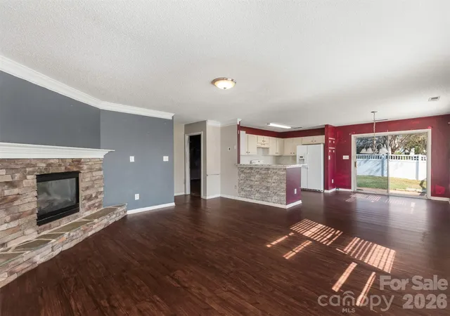 Photo 3 of Single family home for sale at 343 Amir Cir, Matthews, NC 28105 | MLS# 4435994 | Listing updated on 2026-10-21