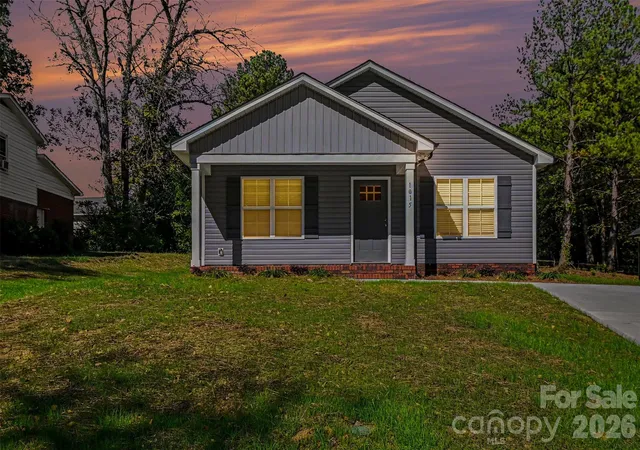 Photo 1 of Single family home for sale at 1015 Alabama St, Kannapolis, NC 28083 | MLS# 4436033 | Listing updated on 2026-10-27