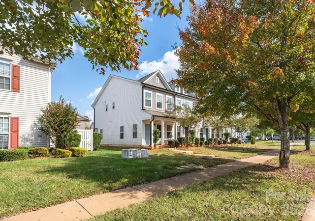 Photo 1 of Townhouse for sale at 1157 Triece Ln, Charlotte, NC 28215 | MLS# 4436040 | Listing updated on 2026-10-29