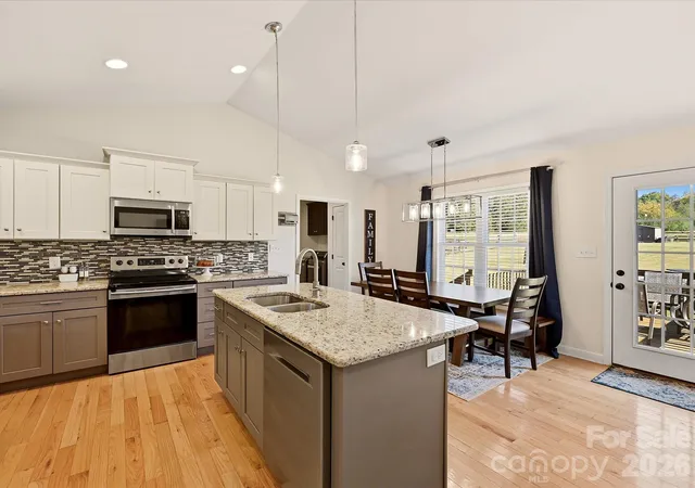 Photo 4 of Single family home for sale at 2550 Rock Dam Rd, Lincolnton, NC 28092 | MLS# 4436044 | Listing updated on 2026-10-30