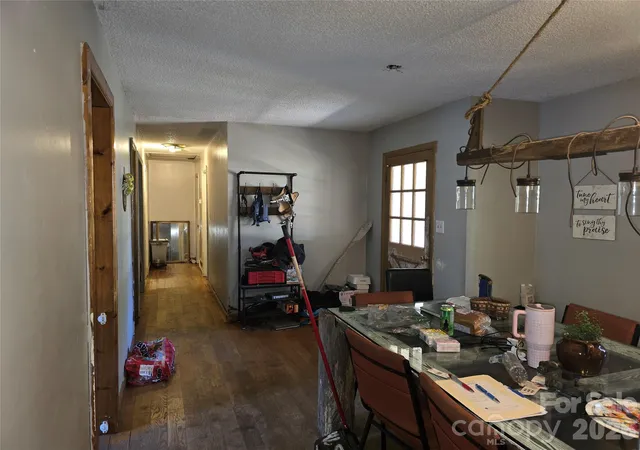 Photo 3 of Single family home for sale at 320 Turner St, Landis, NC 28088 | MLS# 4436070 | Listing updated on 2026-10-28
