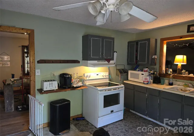 Photo 3 of Single family home for sale at 320 Turner St, Landis, NC 28088 | MLS# 4436070 | Listing updated on 2026-10-29