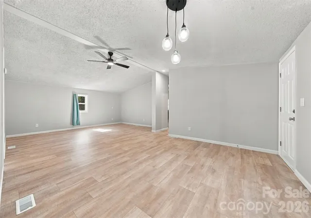Photo 2 of Single family home for sale at 4236 Piney Rd, Morganton, NC 28655 | MLS# 4436087 | Listing updated on 2026-10-29