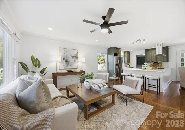 Photo 2 of Single family home for sale at 4809 Walden Ct, Charlotte, NC 28210 | MLS# 4436097 | Listing updated on 2026-10-27