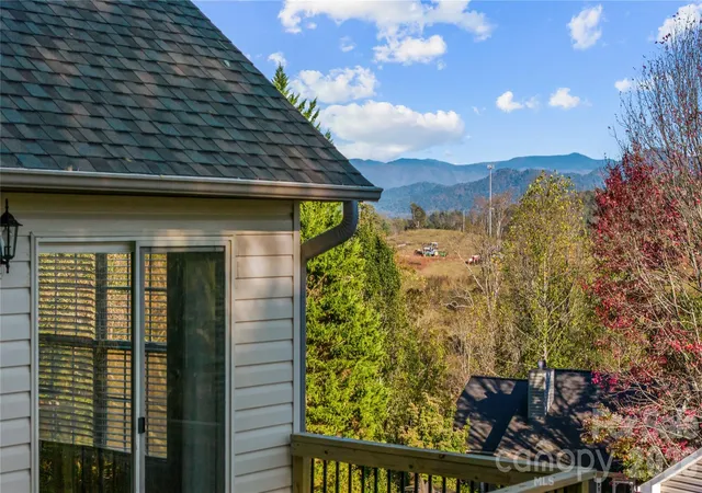 Photo 1 of Single family home for sale at 66 Anderson Oaks Dr, Marshall, NC 28753 | MLS# 4436100 | Listing updated on 2026-10-25