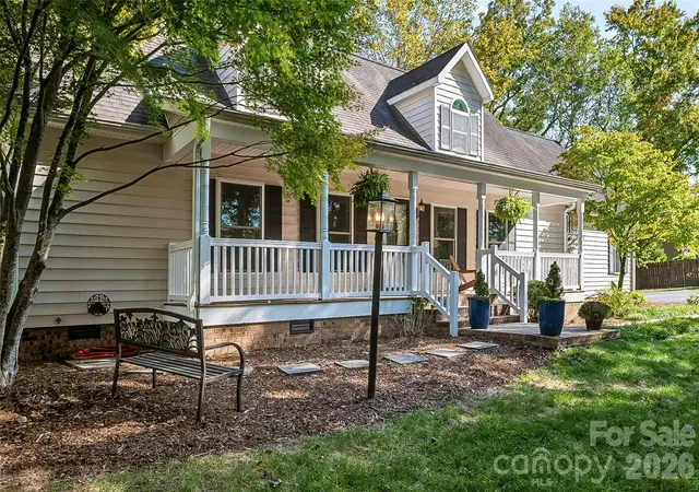 Photo 2 of Single family home for sale at 2122 N Rugby Rd, Hendersonville, NC 28791 | MLS# 4436106 | Listing updated on 2026-10-25