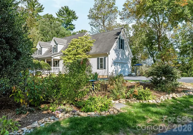 Photo 3 of Single family home for sale at 2122 N Rugby Rd, Hendersonville, NC 28791 | MLS# 4436106 | Listing updated on 2026-10-25