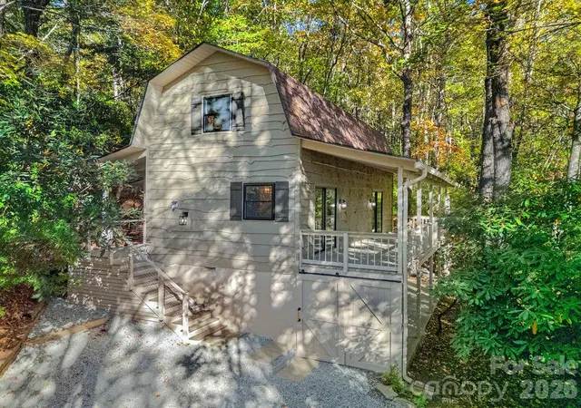 Single family home for sale at 1152 Soquili Dr, Brevard, NC 28712 | MLS# 4436143