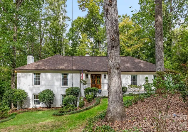 Single family home for sale at 4015 Oldfield Rd, Charlotte, NC 28226 | MLS# 4436144
