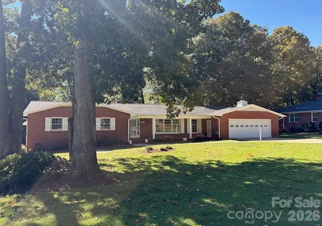 Photo 1 of Single family home for sale at 1212 Brookwood Dr #32, Shelby, NC 28150 | MLS# 4436145 | Listing updated on 2026-10-20