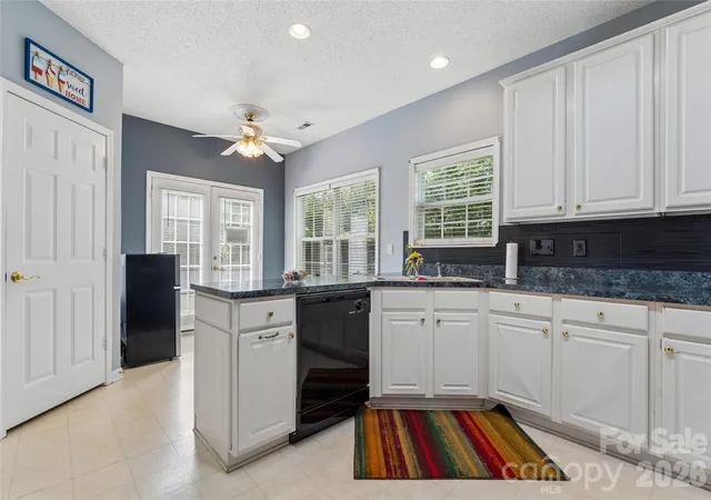 Photo 3 of Single family home for sale at 11925 Little Stoney Ct, Charlotte, NC 28269 | MLS# 4436159 | Listing updated on 2026-10-26
