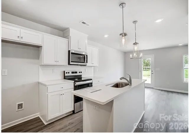 Photo 4 of Multi family home for sale at 1316 Yadkin St, Statesville, NC 28677 | MLS# 4436174 | Listing updated on 2026-10-27