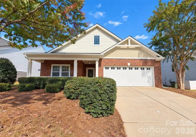 Photo 1 of Single family home for sale at 2411 Bergamot St, Fort Mill, SC 29708 | MLS# 4436177 | Listing updated on 2026-10-21