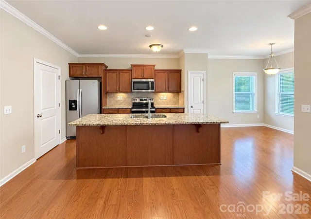 Photo 3 of Single family home for sale at 2411 Bergamot St, Fort Mill, SC 29708 | MLS# 4436177 | Listing updated on 2026-10-21