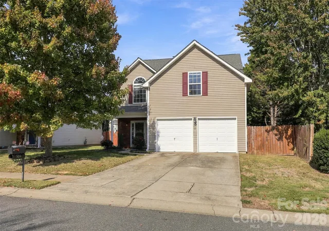Photo 2 of Single family home for sale at 504 Dayton Rd, Rock Hill, SC 29732 | MLS# 4436179 | Listing updated on 2026-10-30