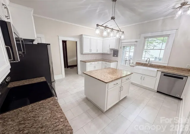 Photo 2 of Single family home for sale at 502 Elm St, Marshville, NC 28103 | MLS# 4436195 | Listing updated on 2026-10-21