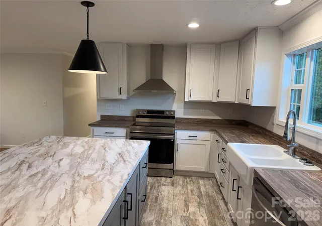 Photo 4 of Single family home for sale at 144 Peridot Dr, Statesville, NC 28625 | MLS# 4436202 | Listing updated on 2026-10-21