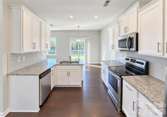 Photo 1 of Single family home for sale at 7023 Branch Frk Rd, Charlotte, NC 28215 | MLS# 4436211 | Listing updated on 2026-10-30