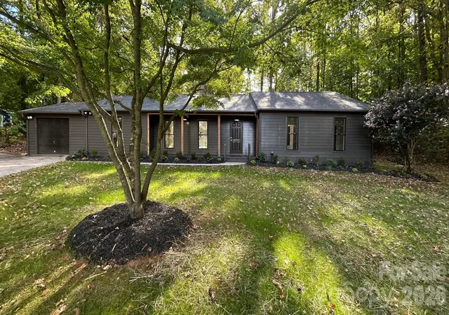 Single family home for sale at 8001 Saddlehorse Ln, Charlotte, NC 28215 | MLS# 4436214