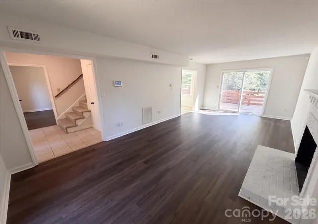 Photo 3 of Single family home for sale at 12006 Painted Tree Rd, Charlotte, NC 28226 | MLS# 4436220 | Listing updated on 2026-10-21
