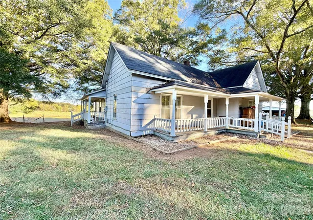 Photo 2 of Single family home for sale at 2120 Three Forks Church Rd, Taylorsville, NC 28681 | MLS# 4436221 | Listing updated on 2026-10-27