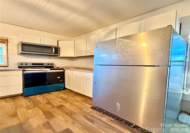 Photo 4 of Single family home for sale at 2120 Three Forks Church Rd, Taylorsville, NC 28681 | MLS# 4436221 | Listing updated on 2026-10-27