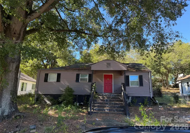 Single family home for sale at 17 Meadowview Ave, Concord, NC 28027 | MLS# 4436223