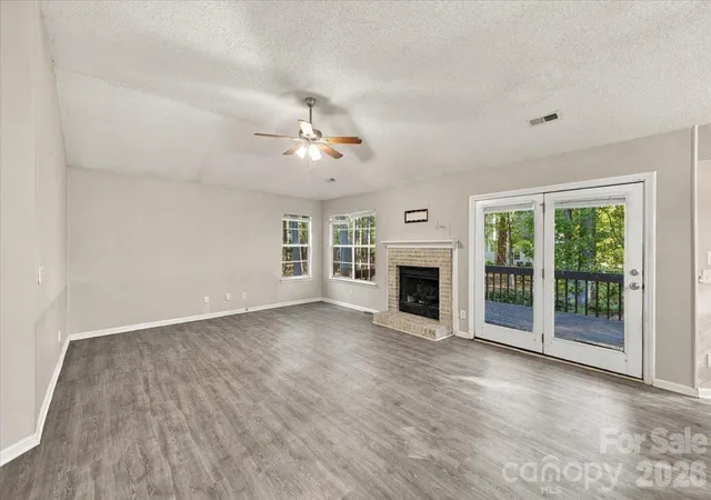 Photo 4 of Single family home for sale at 11219 Turmeric Ct, Charlotte, NC 28215 | MLS# 4436228 | Listing updated on 2026-10-23