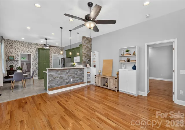 Photo 3 of Single family home for sale at 233 Florence St, Rock Hill, SC 29730 | MLS# 4436242 | Listing updated on 2026-10-29