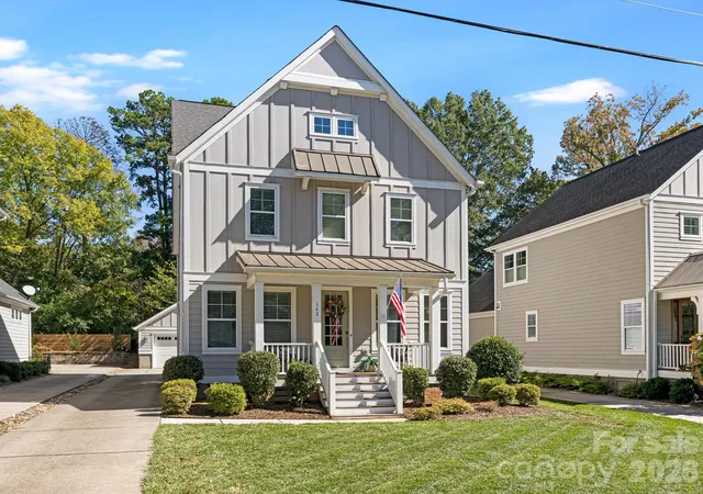 Photo 1 of Single family home for sale at 342 Main St, Matthews, NC 28105 | MLS# 4436271 | Listing updated on 2026-10-29